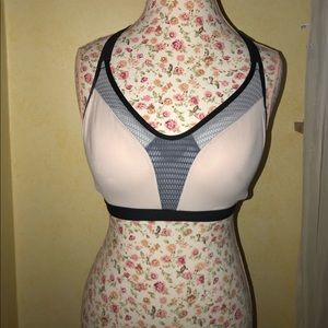 VS Sport Bra